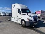 Used 2022 Freightliner Cascadia Detroit DD15AT Semi Truck with Sleeper Cab for sale #463691 - photo 1