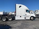 Used 2022 Freightliner Cascadia Detroit DD15AT Semi Truck with Sleeper Cab for sale #463691 - photo 8