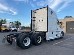 Used 2022 Freightliner Cascadia Detroit DD15AT Semi Truck with Sleeper Cab for sale #463692 - photo 7