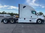 Used 2022 Freightliner Cascadia Detroit DD15AT Semi Truck with Sleeper Cab for sale #463692 - photo 8