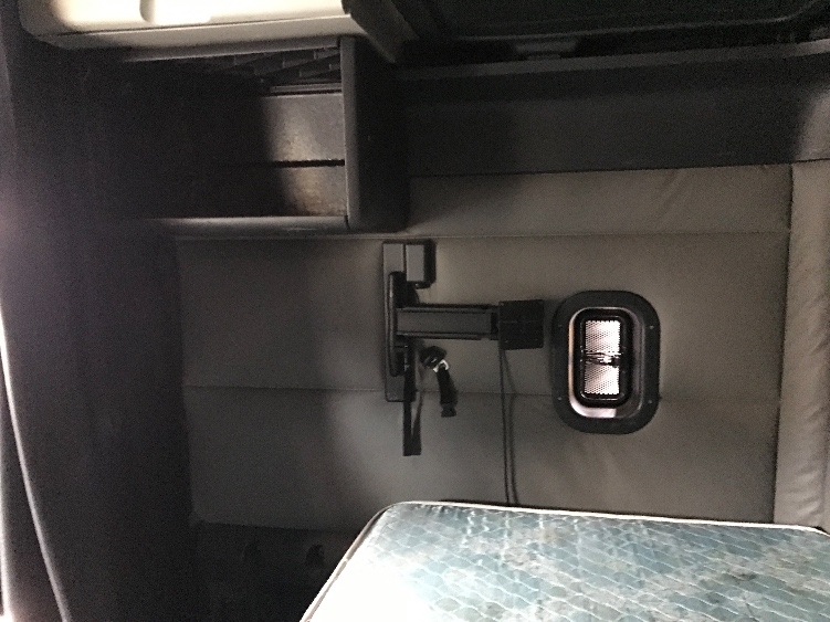 Used 2022 Freightliner Cascadia - photo 21
