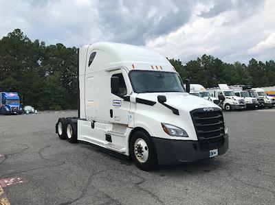 Used 2022 Freightliner Cascadia Detroit DD15AT Semi Truck with Sleeper Cab for sale #464137 - photo 1