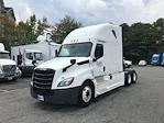 Used 2022 Freightliner Cascadia Detroit DD15AT Semi Truck with Sleeper Cab for sale #464137 - photo 3