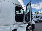 Used 2022 Freightliner Cascadia Detroit DD15AT Semi Truck with Sleeper Cab for sale #464143 - photo 13
