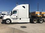 Used 2022 Freightliner Cascadia Detroit DD15AT Semi Truck with Sleeper Cab for sale #464146 - photo 4