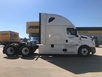 Used 2022 Freightliner Cascadia Detroit DD15AT Semi Truck with Sleeper Cab for sale #464146 - photo 8