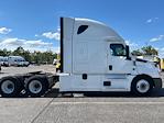 Used 2022 Freightliner Cascadia Detroit DD15AT Semi Truck with Sleeper Cab for sale #464152 - photo 8