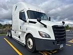Used 2022 Freightliner Cascadia Detroit DD15AT Semi Truck with Sleeper Cab for sale #464155 - photo 1