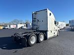 Used 2022 Freightliner Cascadia Detroit DD15AT Semi Truck with Sleeper Cab for sale #464163 - photo 7