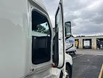 Used 2022 Freightliner Cascadia Detroit DD15AT Semi Truck with Sleeper Cab for sale #464166 - photo 13