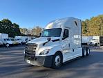 Used 2022 Freightliner Cascadia Detroit DD15AT Semi Truck with Sleeper Cab for sale #464166 - photo 3