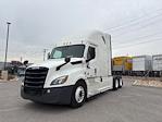 Used 2022 Freightliner Cascadia Detroit DD15AT Semi Truck with Sleeper Cab for sale #464210 - photo 3