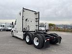 Used 2022 Freightliner Cascadia Detroit DD15AT Semi Truck with Sleeper Cab for sale #464210 - photo 5