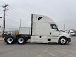 Used 2022 Freightliner Cascadia Detroit DD15AT Semi Truck with Sleeper Cab for sale #464210 - photo 8