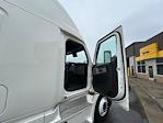 Used 2022 Freightliner Cascadia Detroit DD15AT Semi Truck with Sleeper Cab for sale #464217 - photo 13