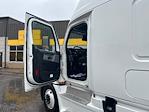 Used 2022 Freightliner Cascadia Detroit DD15AT Semi Truck with Sleeper Cab for sale #464217 - photo 9