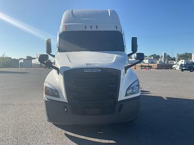 Used 2022 Freightliner Cascadia Detroit DD15AT Semi Truck with Sleeper Cab for sale #464222 - photo 2