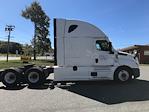 Used 2022 Freightliner Cascadia Detroit DD15AT Semi Truck with Sleeper Cab for sale #464253 - photo 8