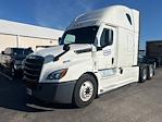Used 2022 Freightliner Cascadia Detroit DD15AT Semi Truck with Sleeper Cab for sale #464273 - photo 3