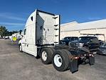 Used 2022 Freightliner Cascadia Detroit DD15AT Semi Truck with Sleeper Cab for sale #464273 - photo 5