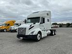 Used 2023 Volvo VNL Volvo D13 Semi Truck for sale #465732 - photo 3