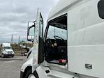 Used 2023 Volvo VNL Volvo D13 Semi Truck for sale #465732 - photo 9