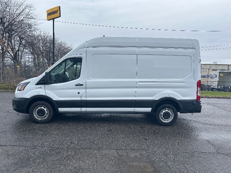 Used 2022 Ford Transit 250 - photo 6