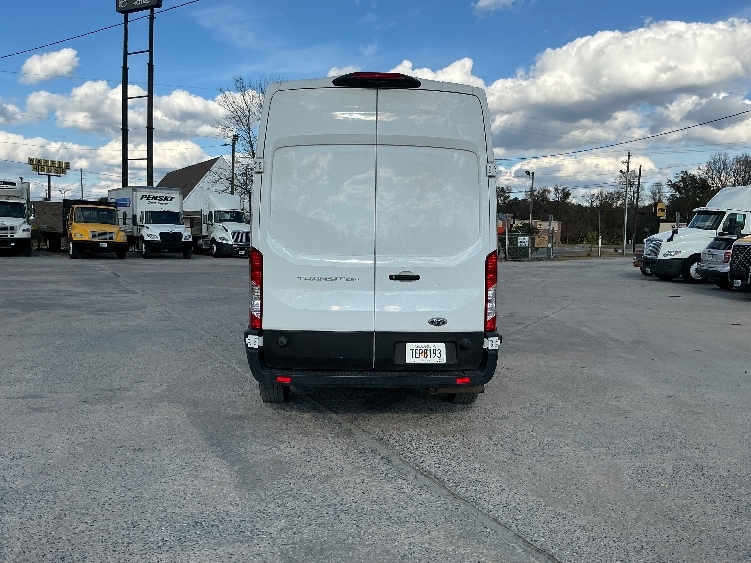 Used 2022 Ford Transit 250 - photo 9