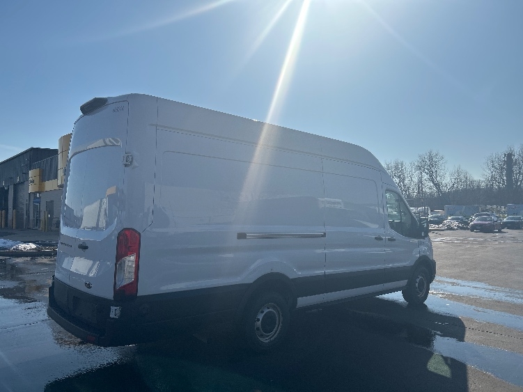 Used 2022 Ford Transit 250 - photo 15