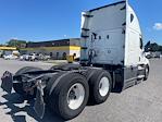Used 2022 Freightliner Cascadia Detroit DD15AT Semi Truck with Sleeper Cab for sale #468428 - photo 7