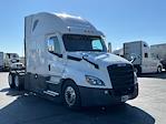Used 2022 Freightliner Cascadia Detroit DD15AT Semi Truck with Sleeper Cab for sale #468430 - photo 1