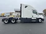 Used 2022 Freightliner Cascadia Detroit DD15AT Semi Truck with Sleeper Cab for sale #468431 - photo 8