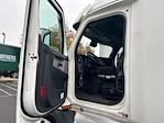 Used 2022 Freightliner Cascadia Detroit DD15AT Semi Truck with Sleeper Cab for sale #468431 - photo 9