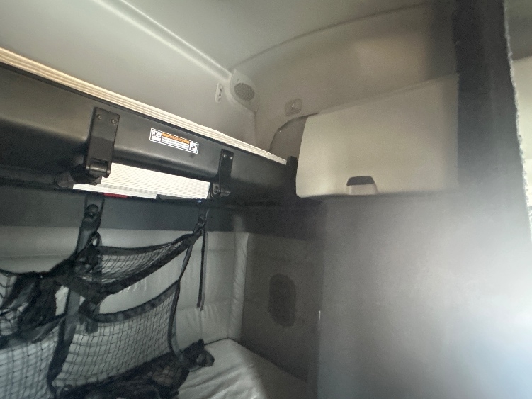 Used 2022 Freightliner Cascadia - photo 20