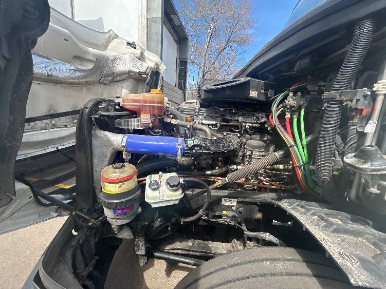 Used 2022 Freightliner Cascadia - photo 23