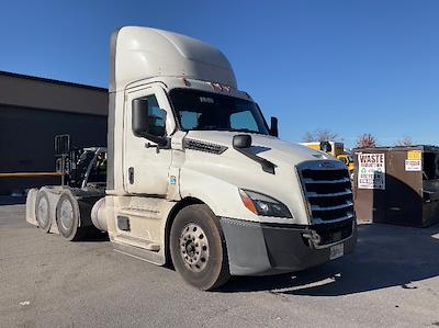 Used 2023 Freightliner Cascadia Detroit DD13 Semi Truck for sale #469309 - photo 1