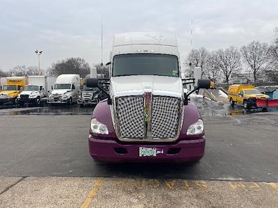 Used 2020 Kenworth T680 - photo 1