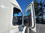 Used 2022 Freightliner Cascadia Detroit DD15AT Semi Truck with Sleeper Cab for sale #471037 - photo 13