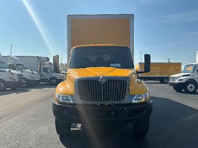 Used 2022 International MV Box Truck with Liftgate for sale #481973 - photo 2