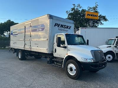 Used 2022 International MV Box Truck with Liftgate for sale #482378 - photo 1
