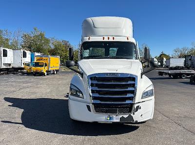 Used 2022 Freightliner Cascadia Detroit DD13 Semi Truck for sale #482884 - photo 2