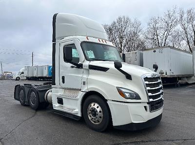 Used 2022 Freightliner Cascadia Detroit DD13 Semi Truck for sale #482935 - photo 1