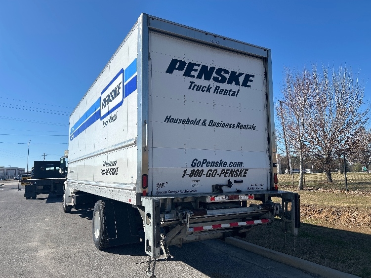 Used 2023 Freightliner M2 106 - photo 7