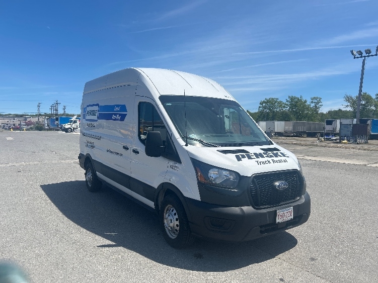 Used 2023 Ford Transit 250 - photo 1
