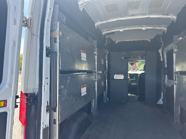 Used 2023 Ford Transit 250 - photo 12