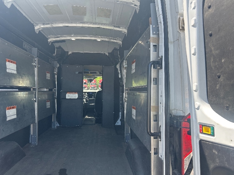 Used 2023 Ford Transit 250 - photo 13