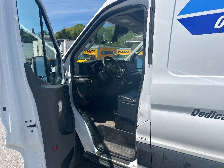 Used 2023 Ford Transit 250 - photo 17