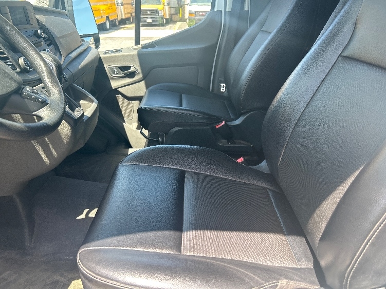 Used 2023 Ford Transit 250 - photo 20
