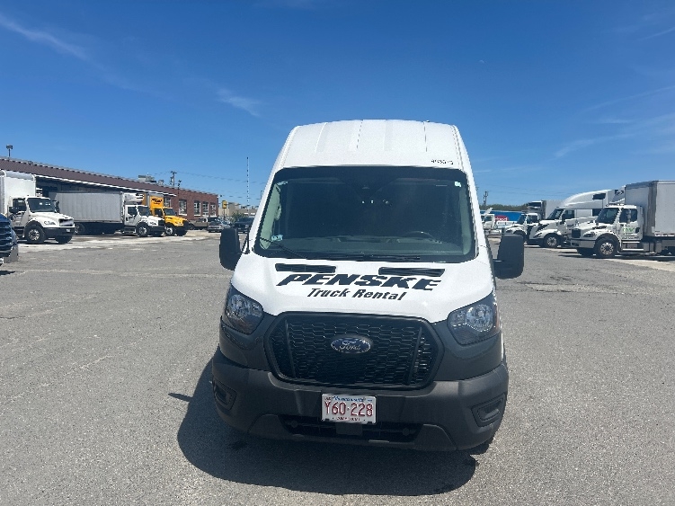Used 2023 Ford Transit 250 - photo 2