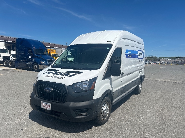 Used 2023 Ford Transit 250 - photo 5